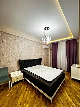 Satılır 2 otaqlı mənzil 75 m²