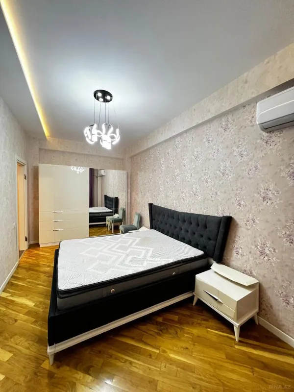 Satılır 2 otaqlı mənzil 75 m²
