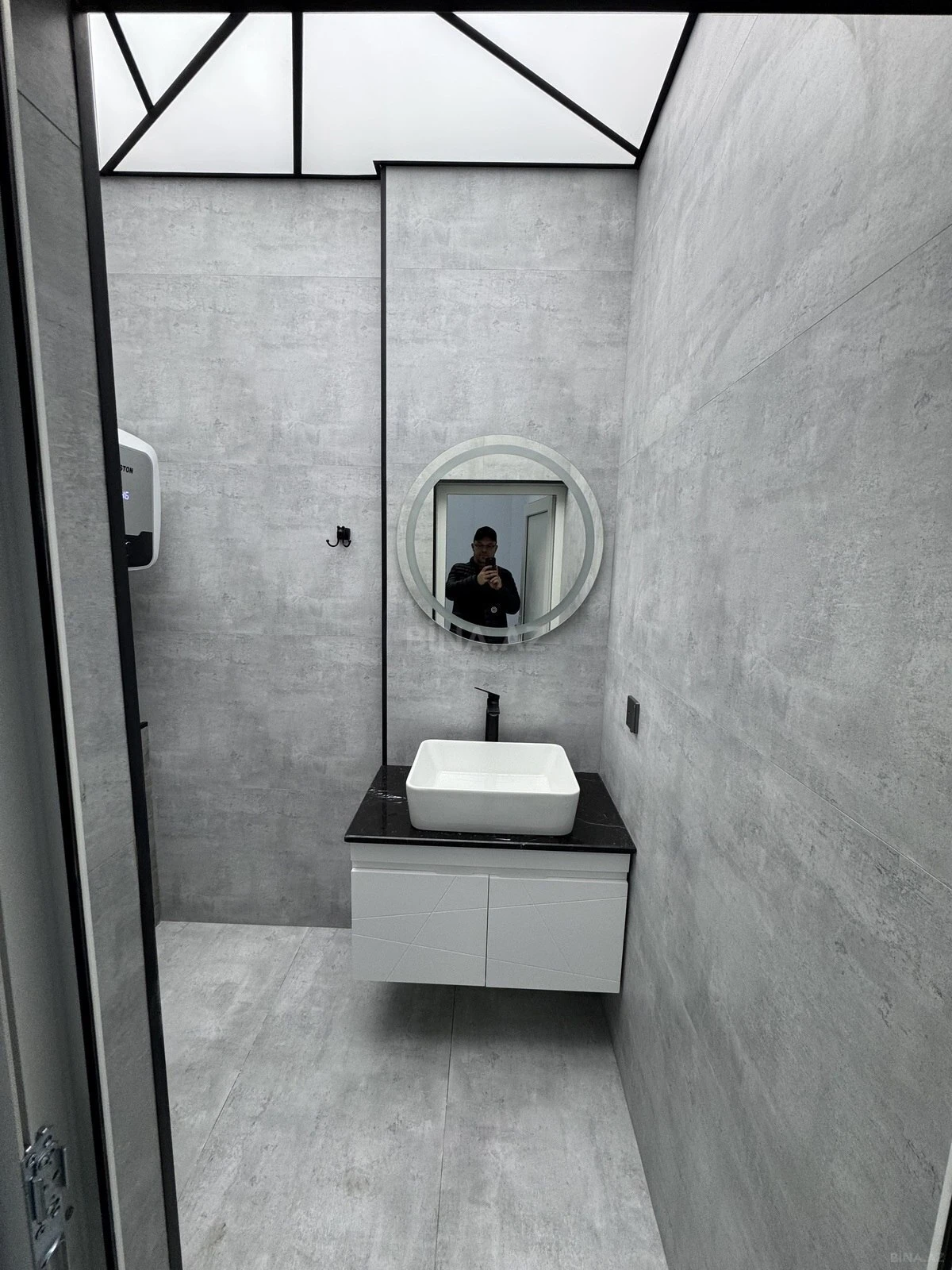 Kirayə verilir obyekt 33 m²