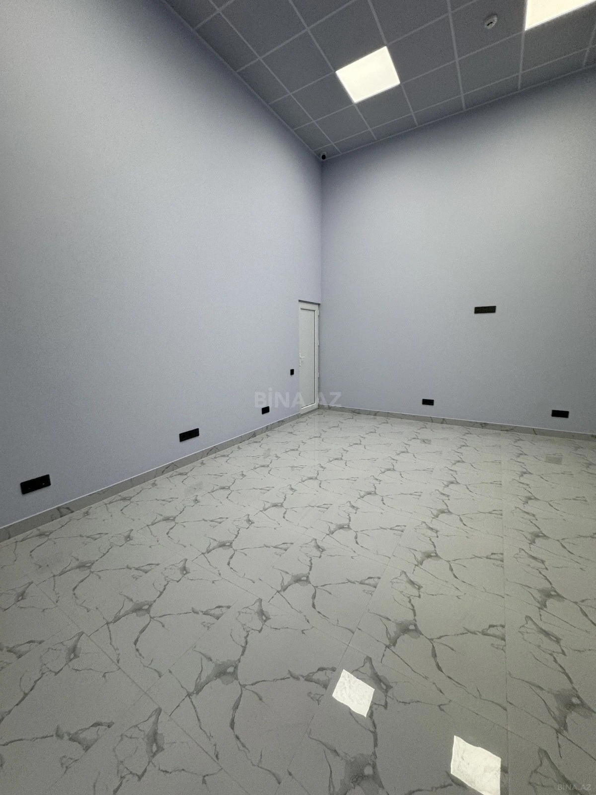 Kirayə verilir obyekt 33 m²