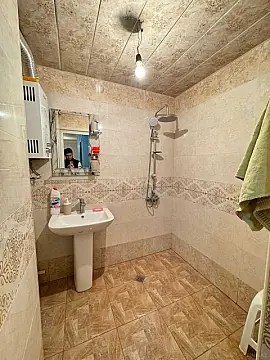 Satılır 5 otaqlı mənzil 120 m²