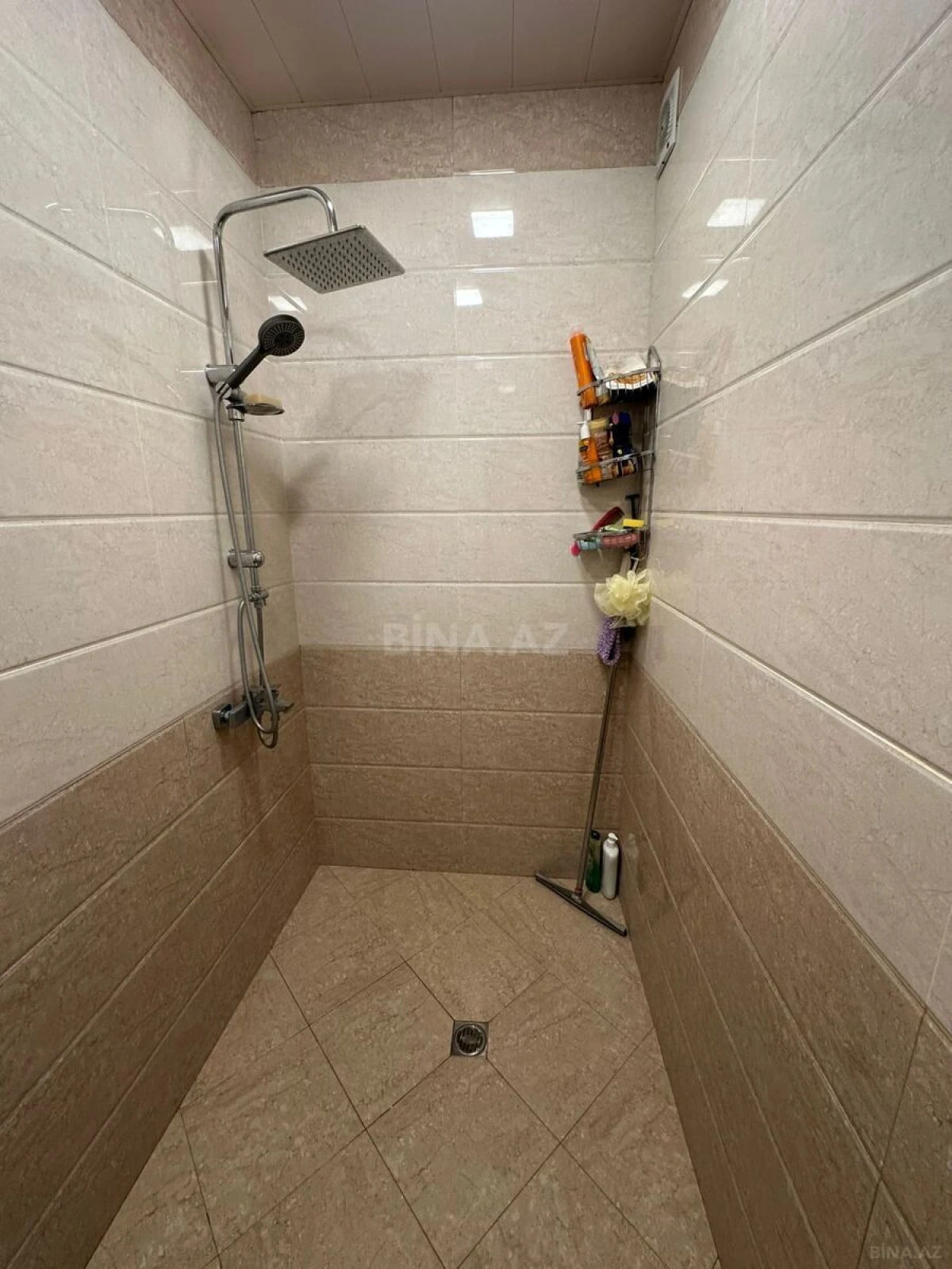 Satılır 4 otaqlı mənzil 100 m²