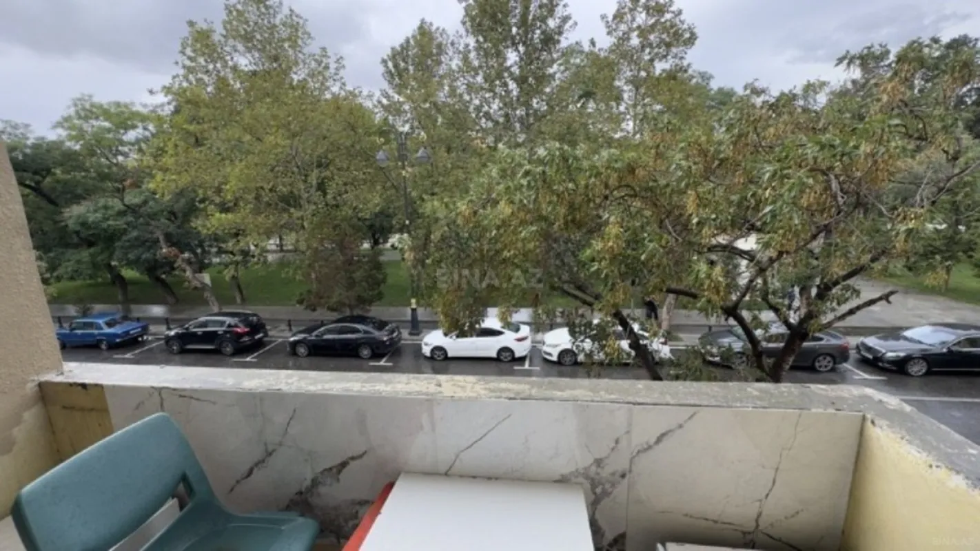 Satılır 3 otaqlı mənzil 100 m²