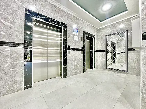 Satılır 3 otaqlı mənzil 127 m²