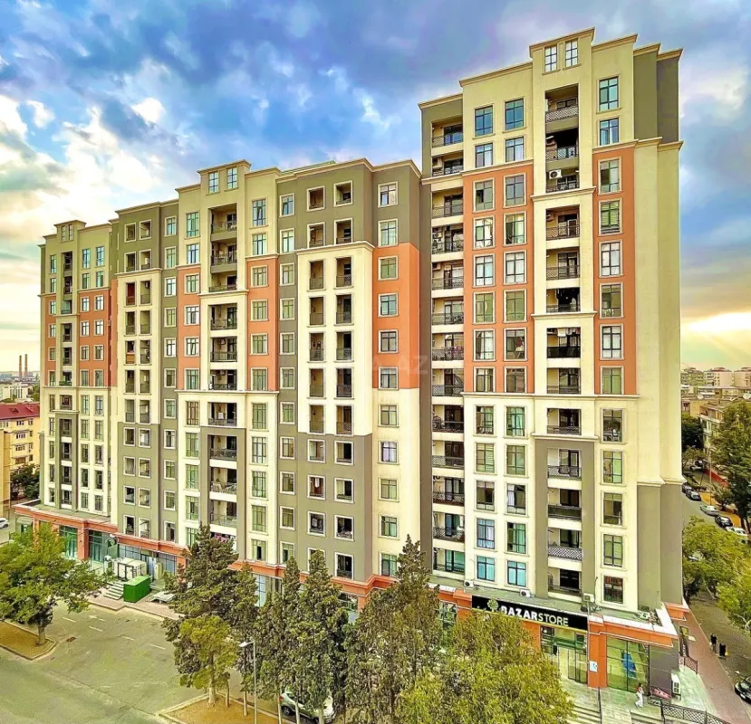 Satılır 3 otaqlı mənzil 127 m²