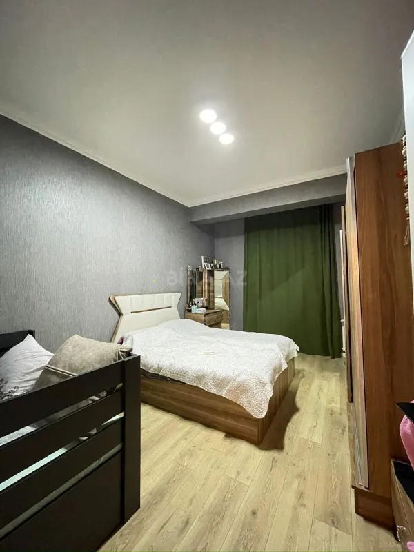 Satılır 2 otaqlı mənzil 69 m²