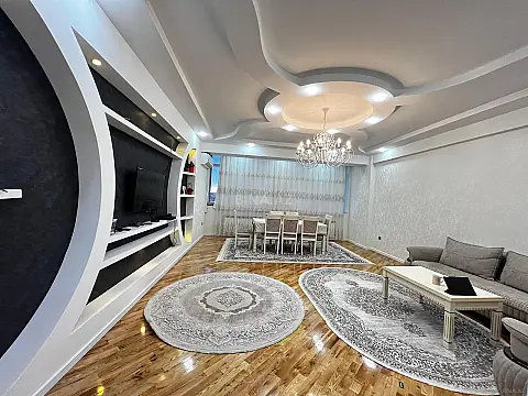 Satılır 3 otaqlı mənzil 146 m²