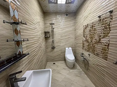 Satılır 3 otaqlı mənzil 82 m²