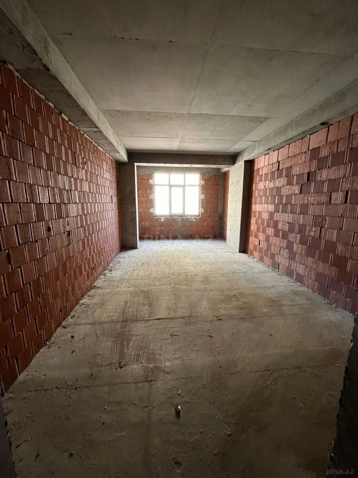 Satılır 2 otaqlı mənzil 77.8 m²