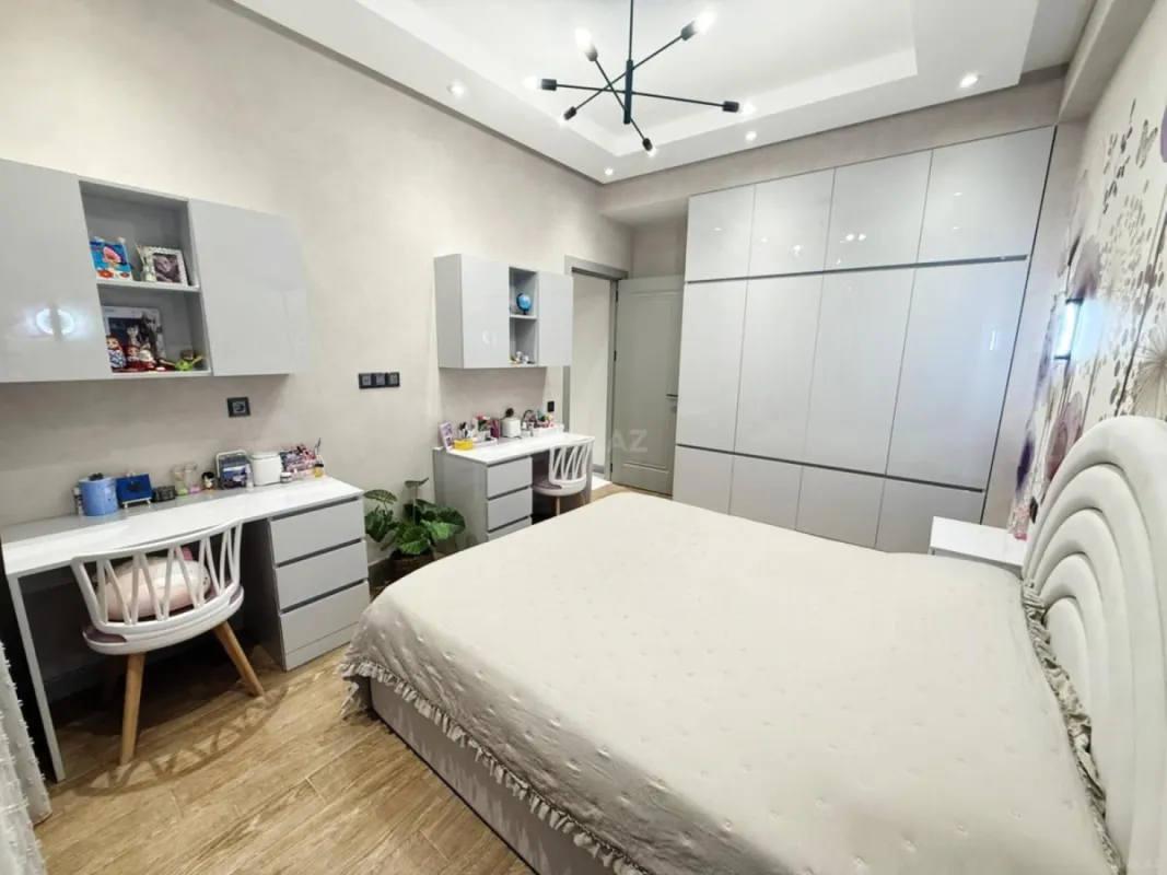 Satılır 3 otaqlı mənzil 88 m²