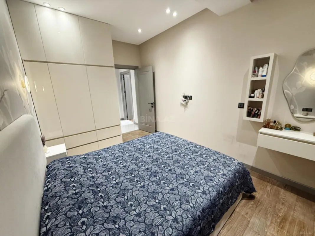 Satılır 3 otaqlı mənzil 88 m²