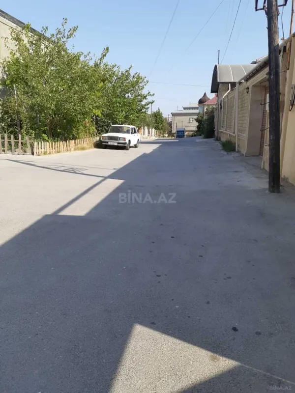 Satılır 5 otaqlı həyət evi 180 m²