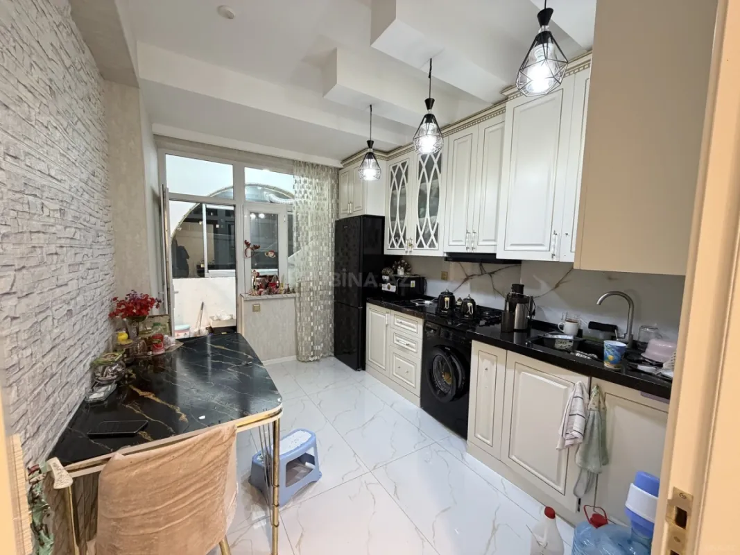 Satılır 3 otaqlı mənzil 88 m²