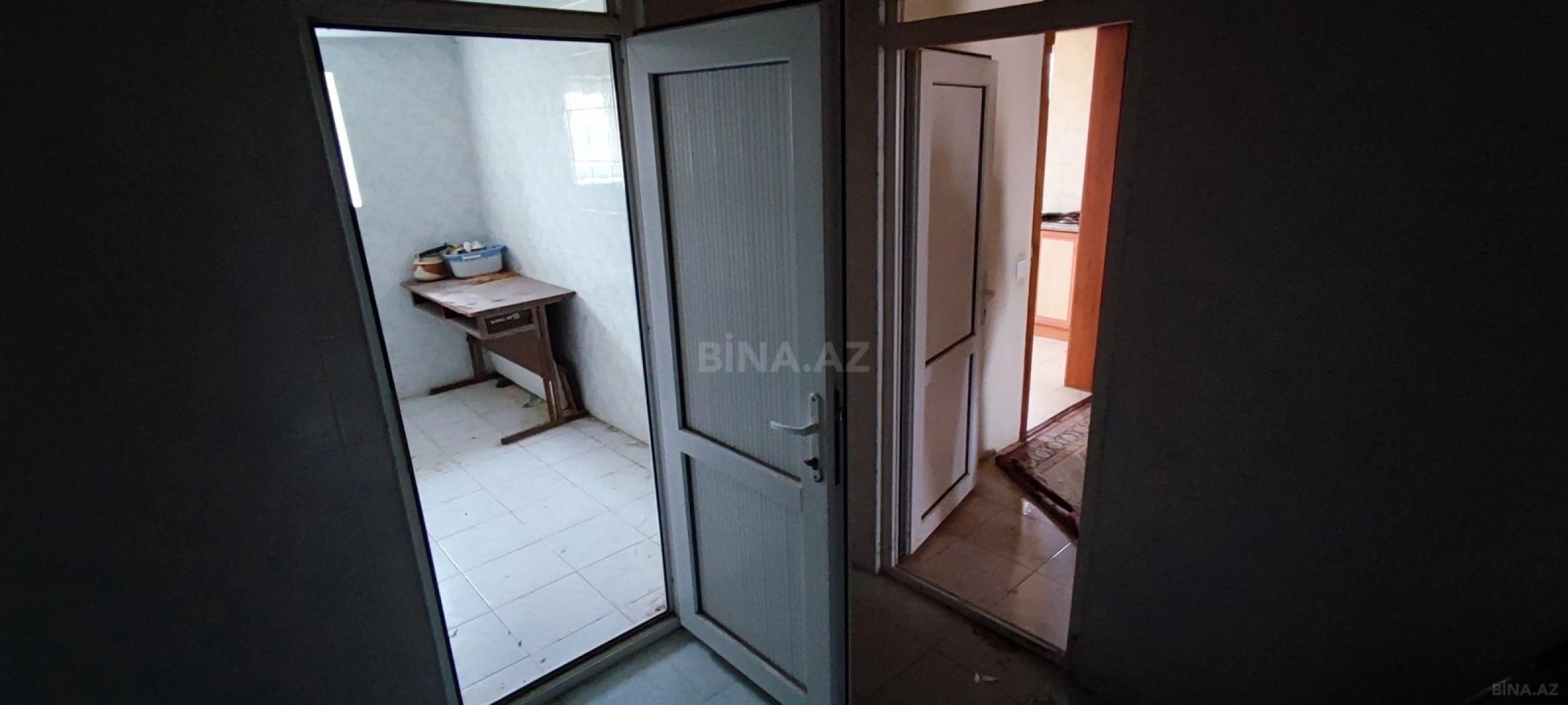 Satılır 5 otaqlı həyət evi 190 m²