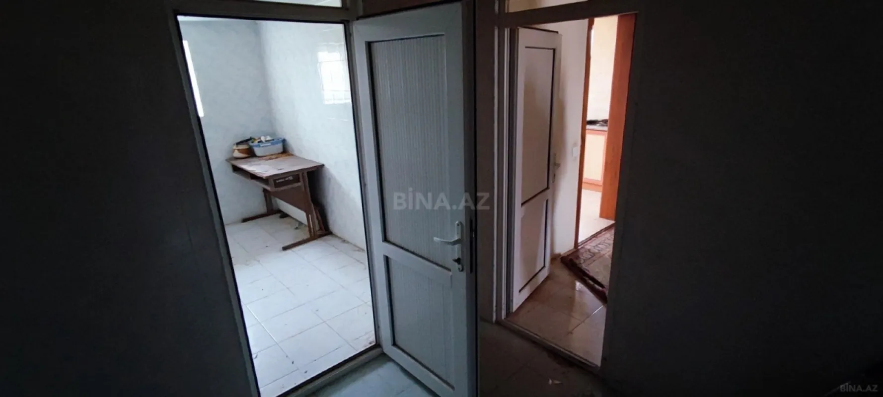 Satılır 5 otaqlı həyət evi 190 m²