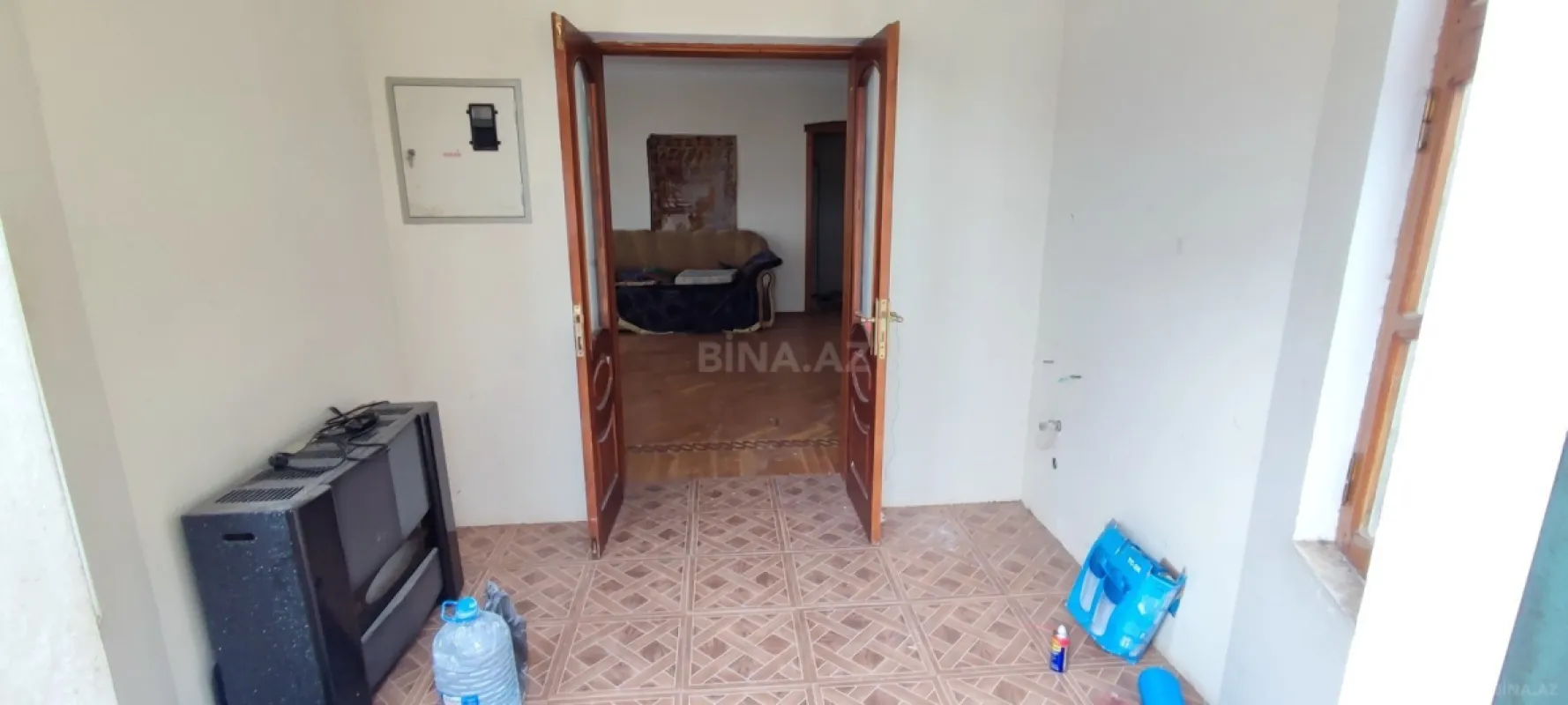 Satılır 5 otaqlı həyət evi 190 m²