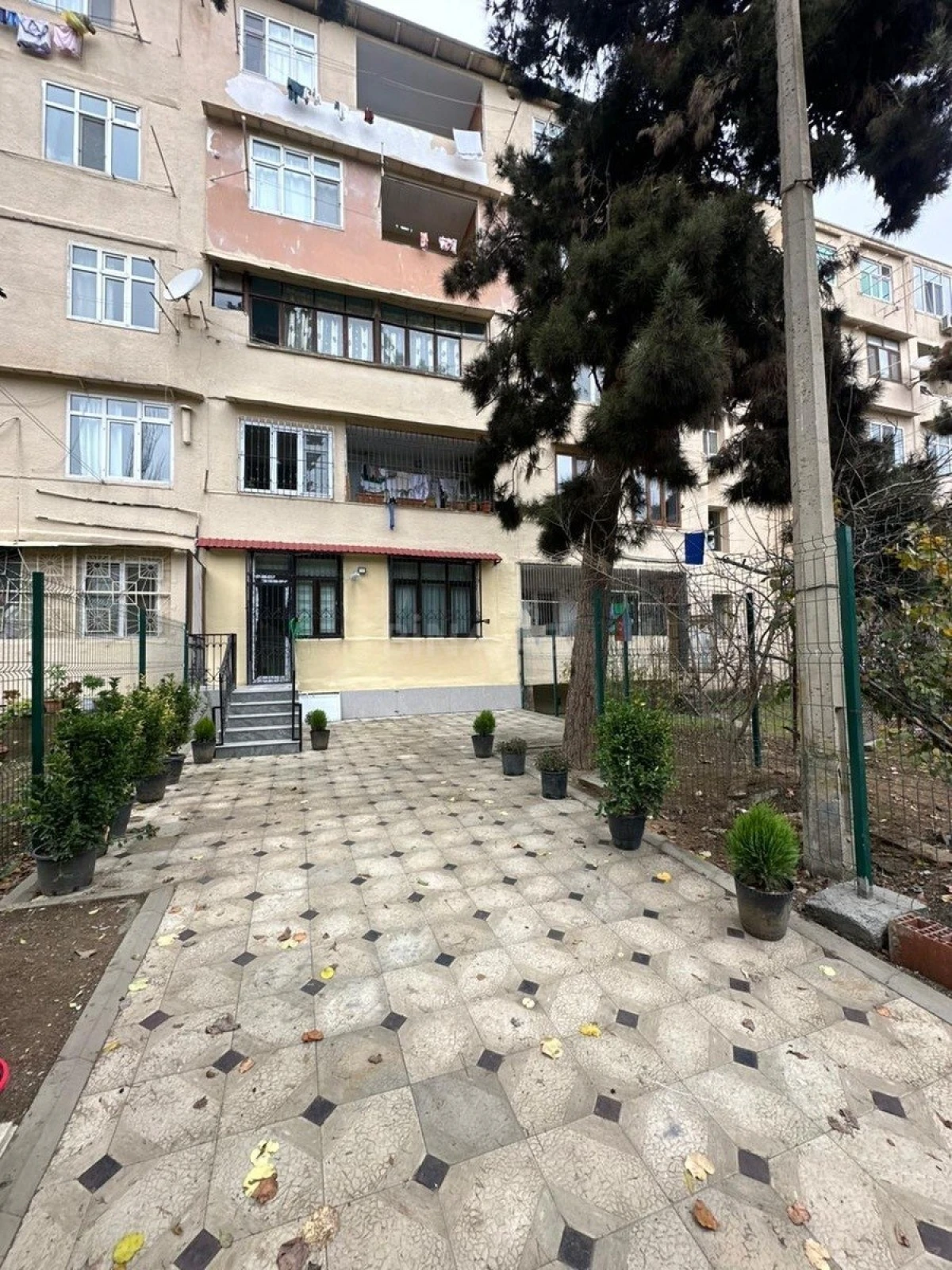 Satılır 3 otaqlı mənzil 80 m²