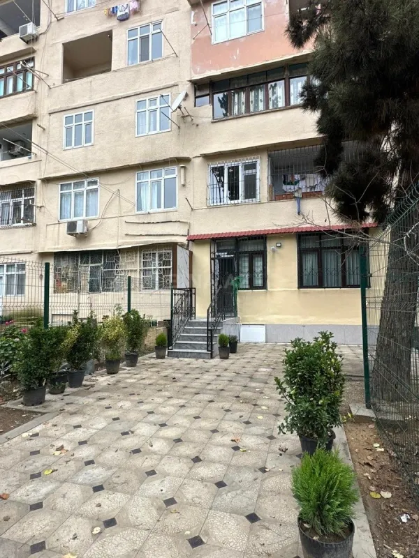 Satılır 3 otaqlı mənzil 80 m²