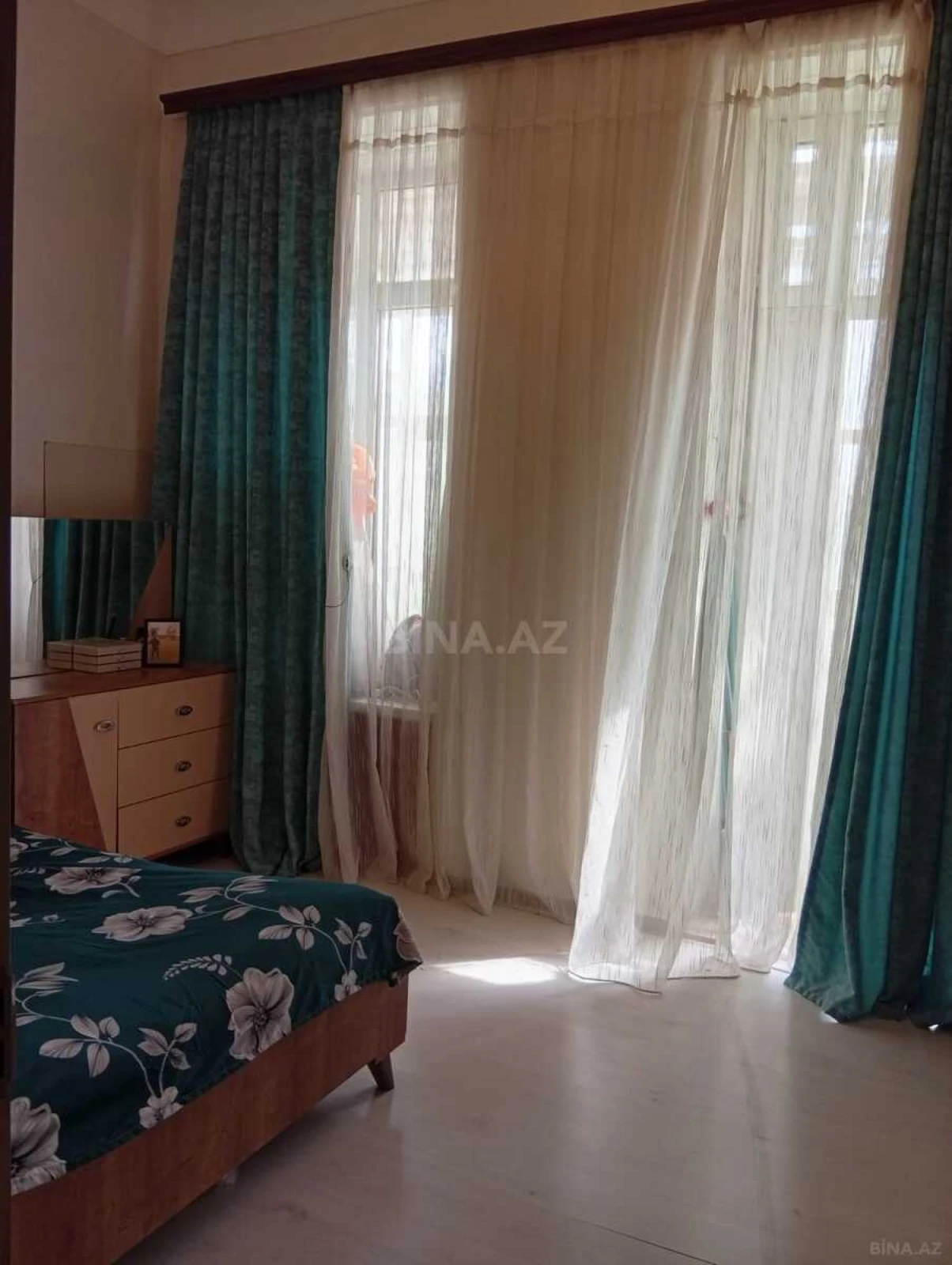Satılır 3 otaqlı mənzil 65 m²