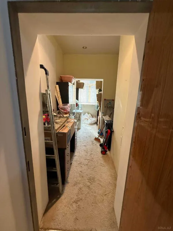 Satılır 3 otaqlı mənzil 130 m²