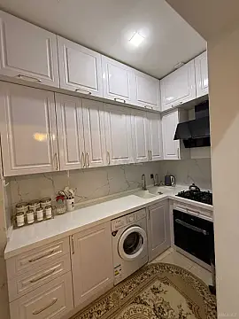 Satılır 3 otaqlı mənzil 130 m² — Bakı, İnşaatçılar 3 otaq 130.00 m²