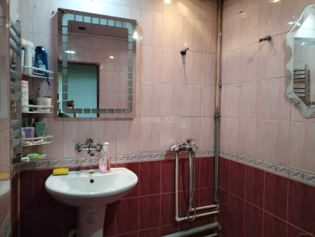Satılır 4 otaqlı mənzil 110 m²