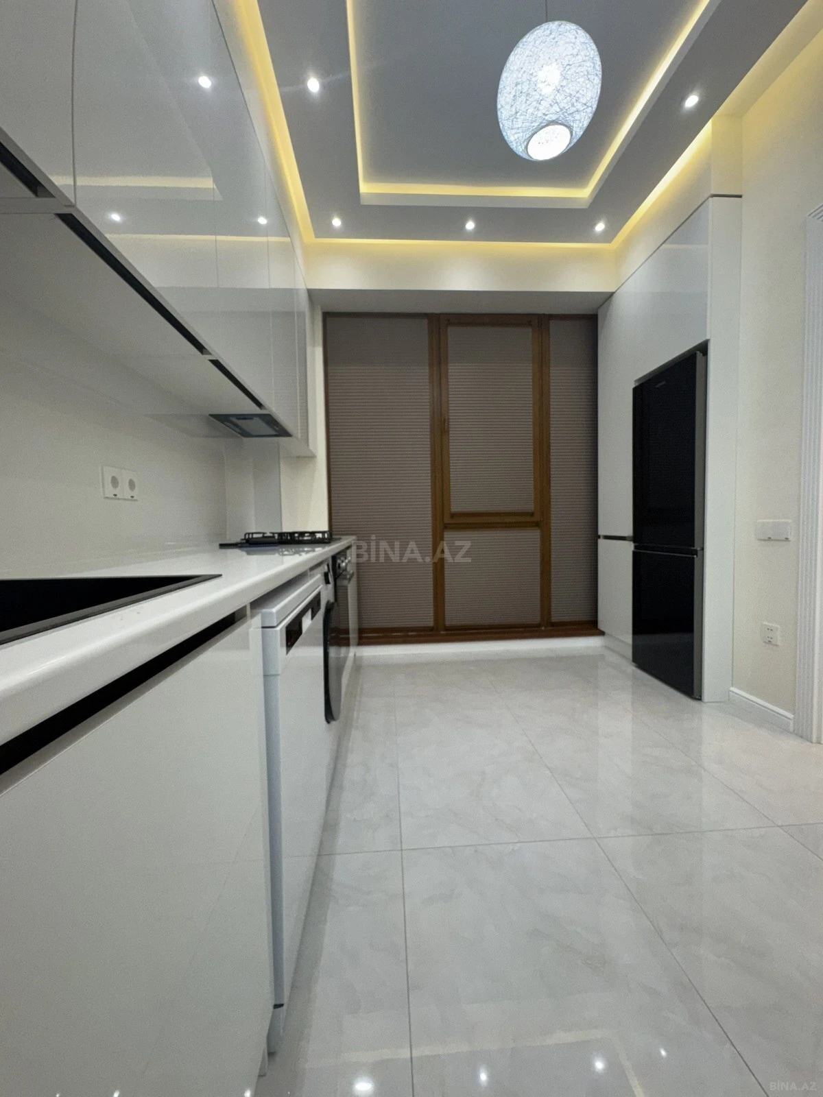 Satılır 3 otaqlı mənzil 100 m²