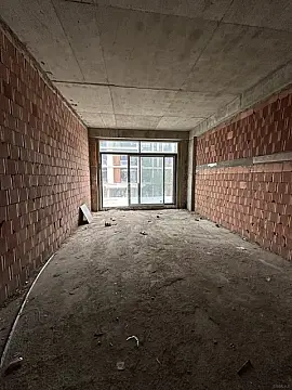 Satılır 1 otaqlı mənzil 53 m²