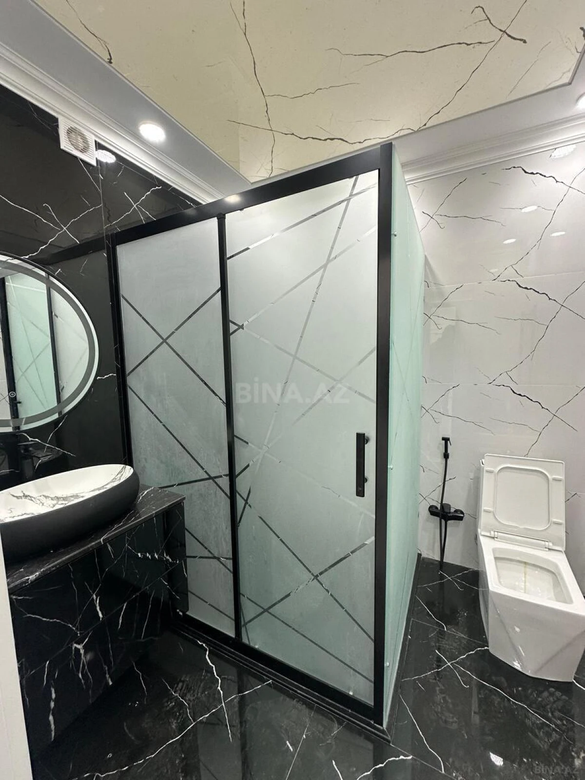 Satılır 2 otaqlı mənzil 98 m²