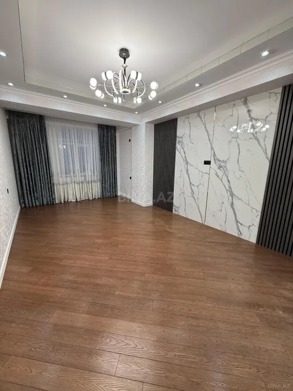 Satılır 2 otaqlı mənzil 98 m²