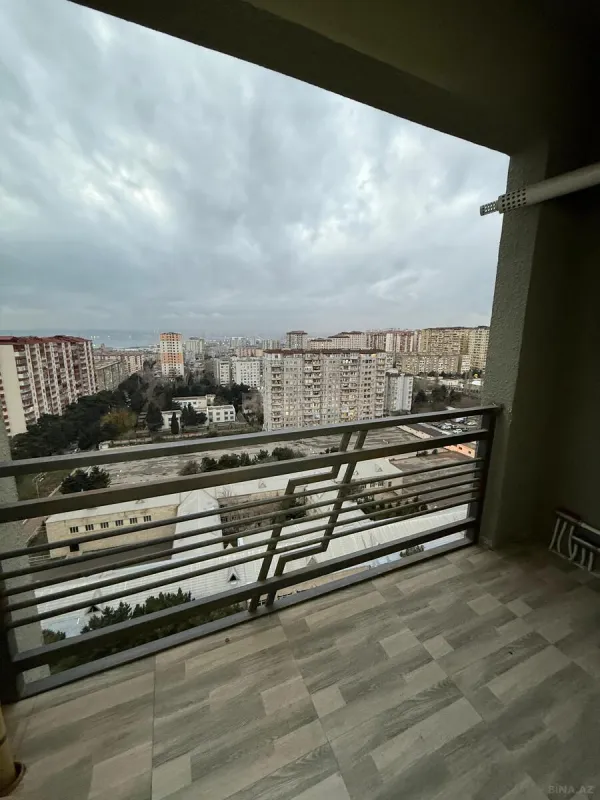 Satılır 2 otaqlı mənzil 98 m²