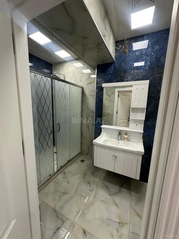 Satılır 3 otaqlı mənzil 128 m²