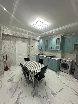 Satılır 3 otaqlı mənzil 128 m²