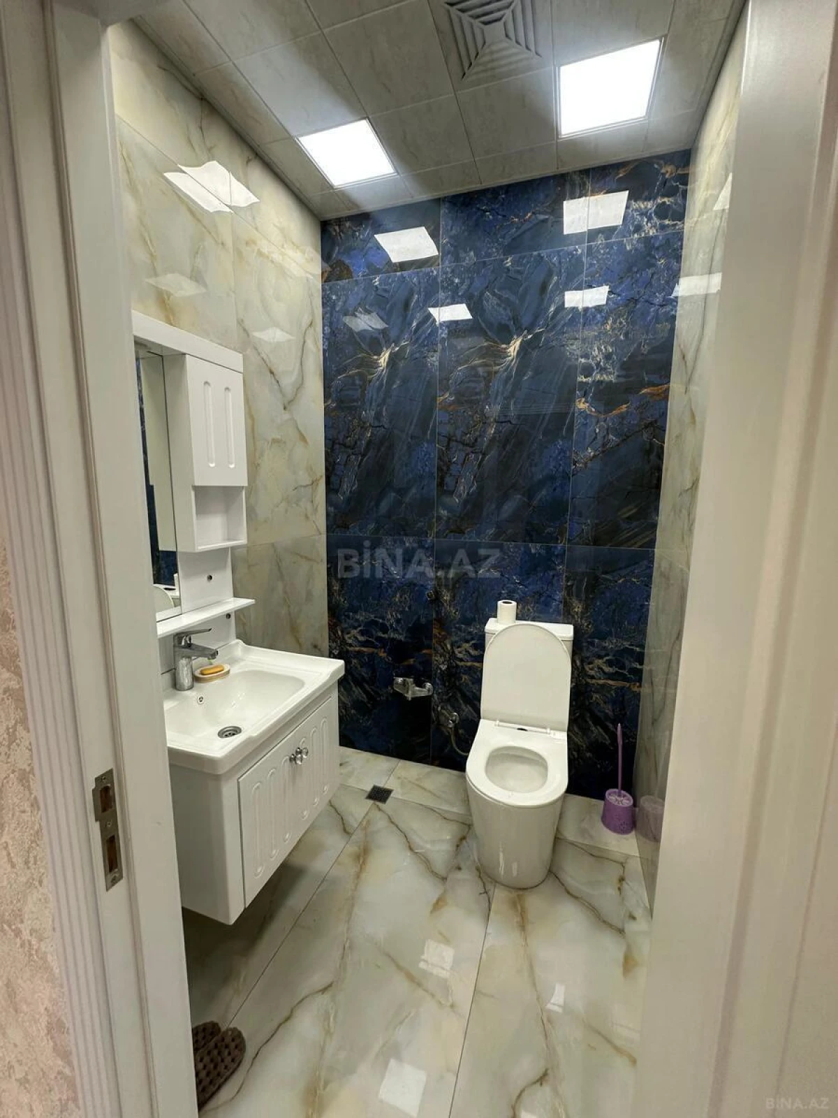Satılır 3 otaqlı mənzil 128 m²