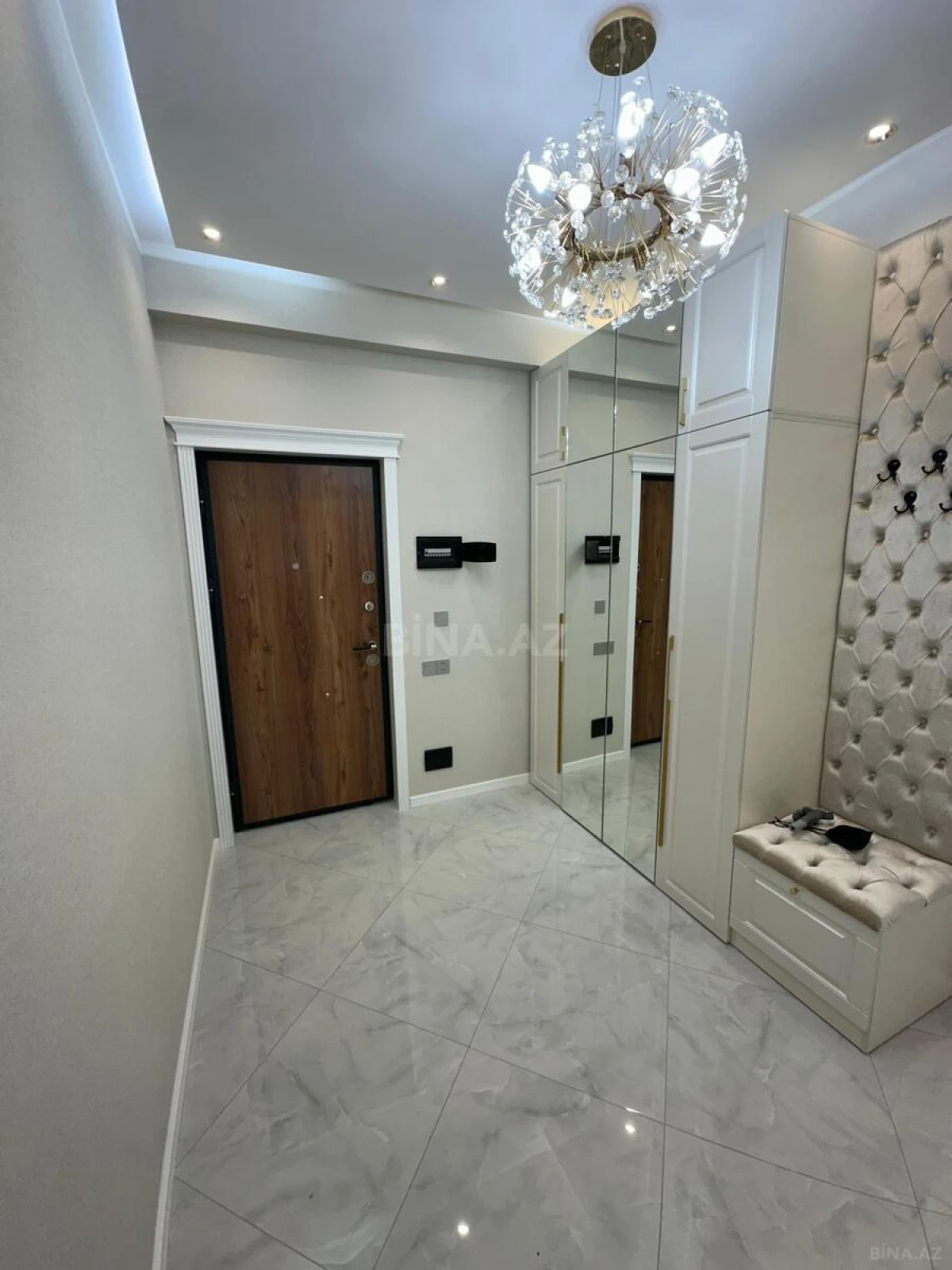 Satılır 3 otaqlı mənzil 68 m²