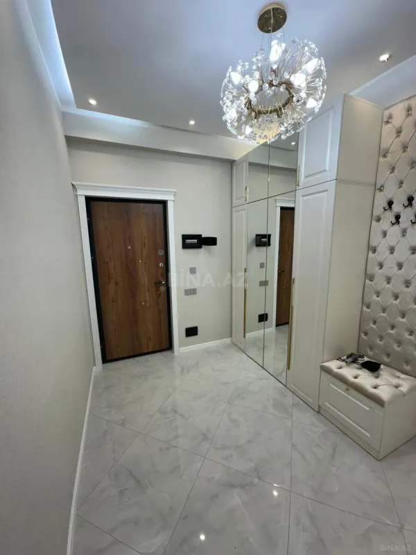 Satılır 3 otaqlı mənzil 68 m²