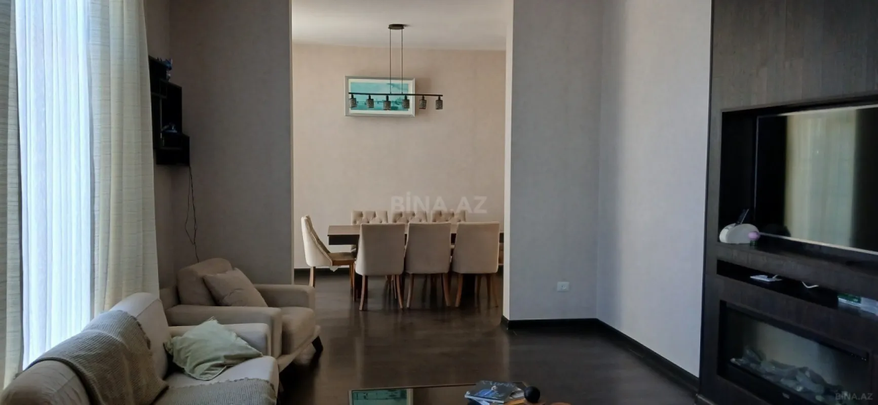 Satılır 5 otaqlı həyət evi 250 m²