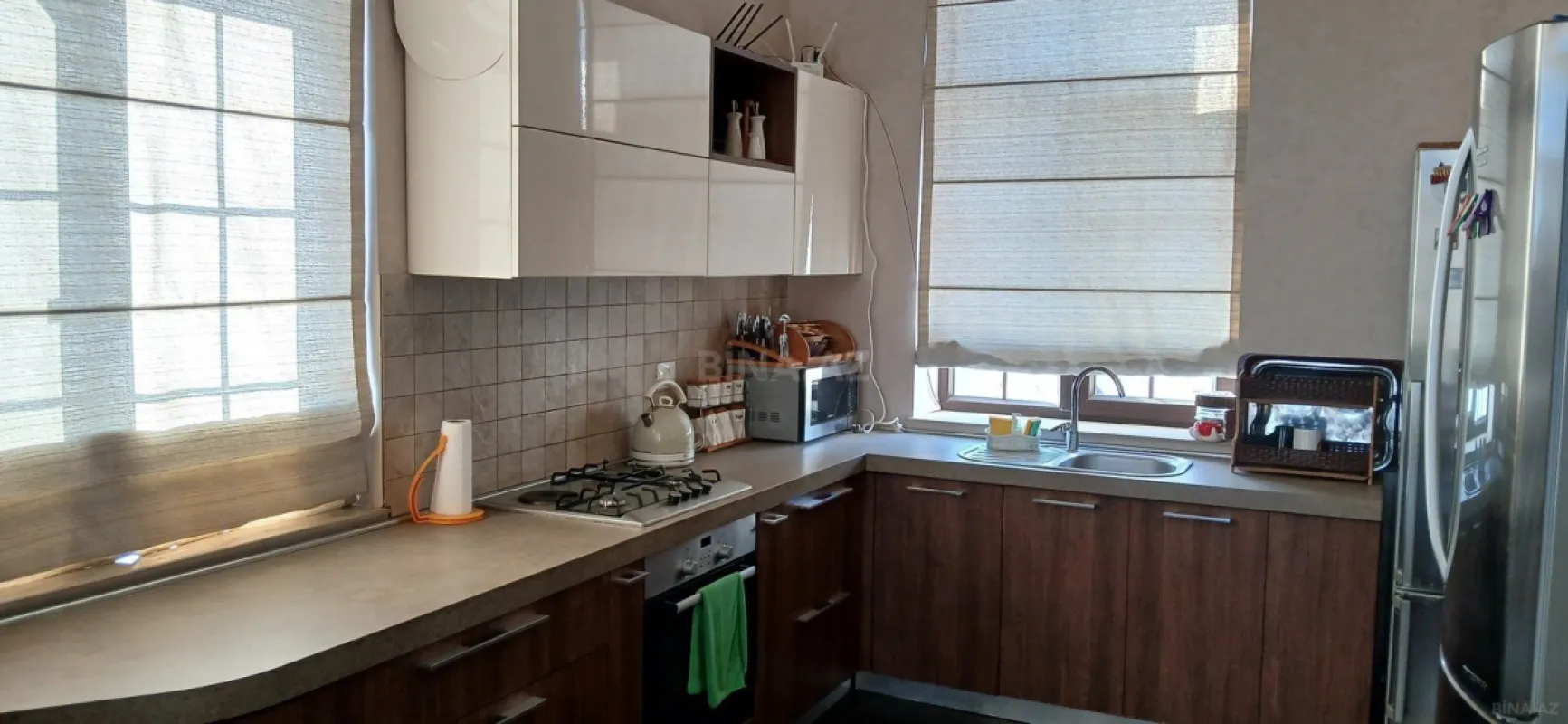Satılır 5 otaqlı həyət evi 250 m²