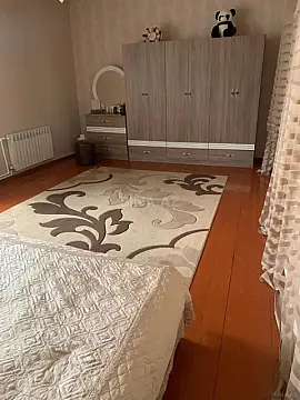 Satılır 6 otaqlı həyət evi 200 m²