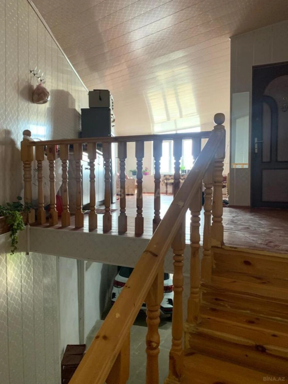 Satılır 6 otaqlı həyət evi 200 m²