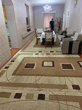 Satılır 6 otaqlı həyət evi 200 m²