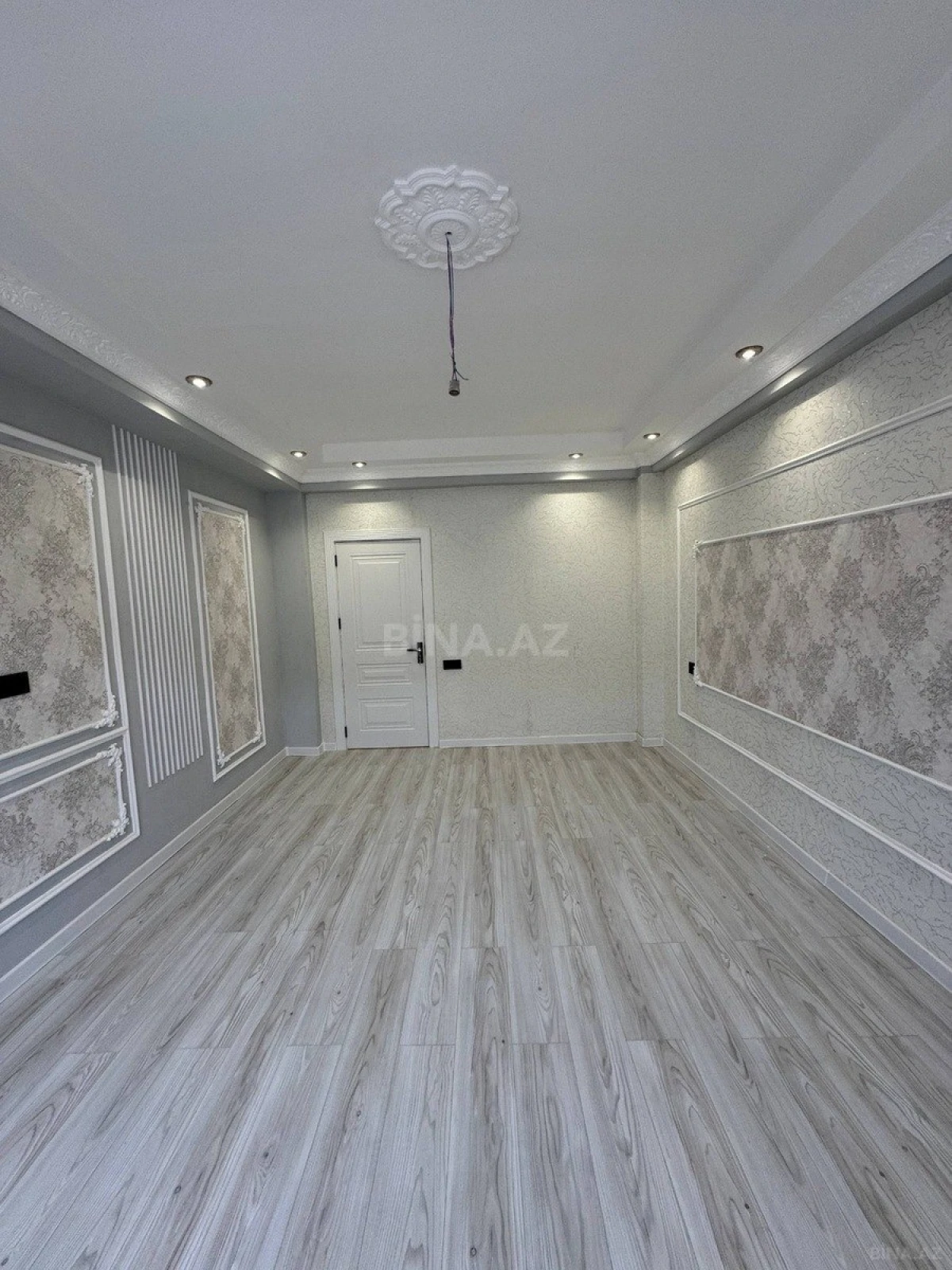 Satılır 3 otaqlı mənzil 83 m²