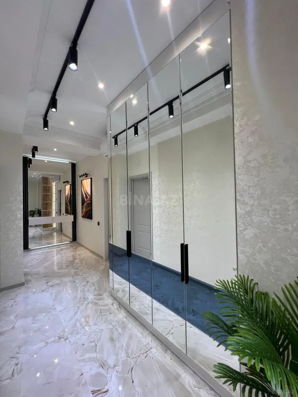 Satılır 2 otaqlı mənzil 85 m²