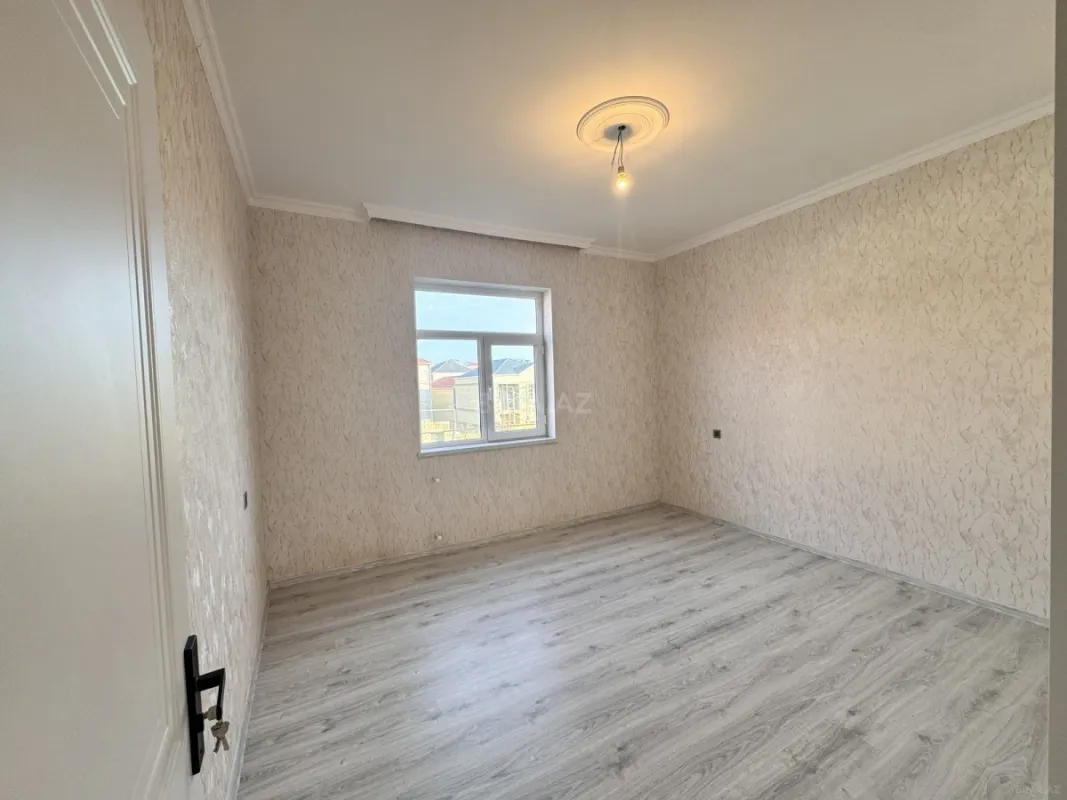 Satılır 4 otaqlı həyət evi 120 m²