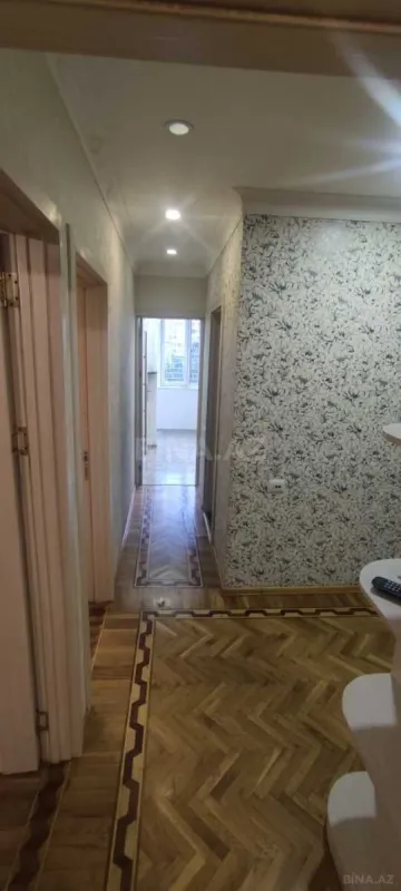Satılır 3 otaqlı mənzil 95 m²