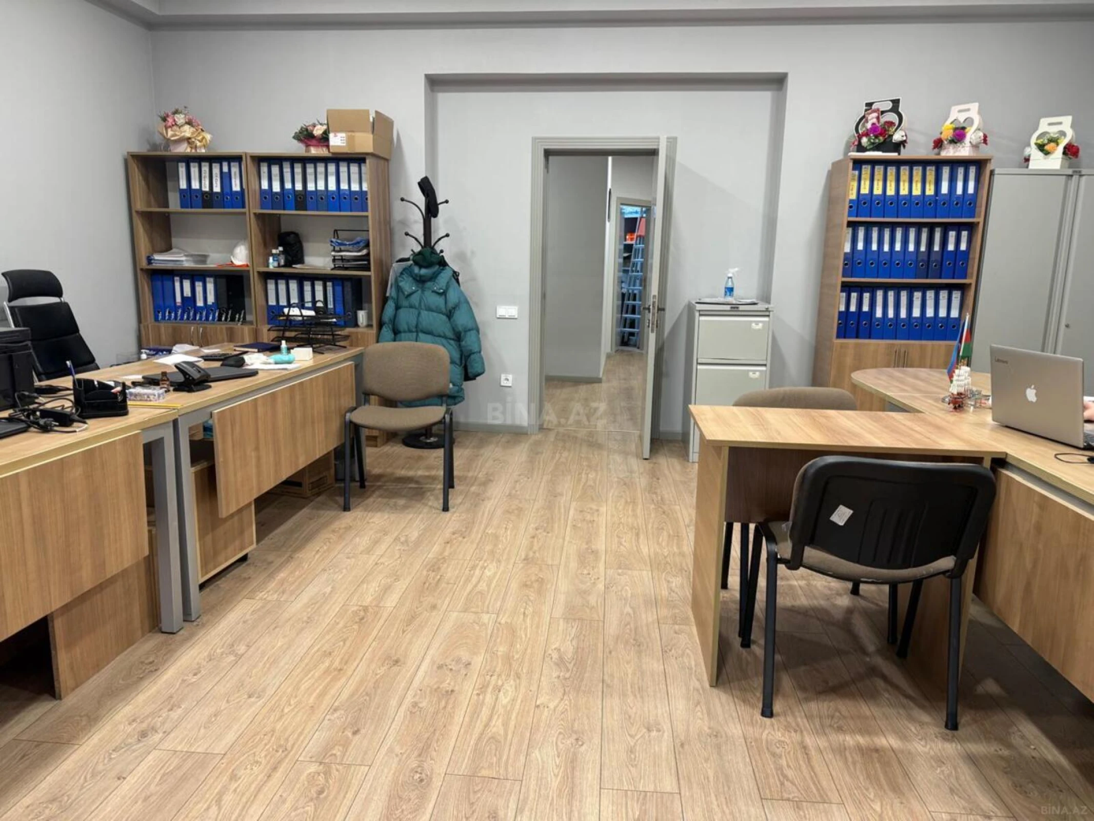 Kirayə verilir 15 otaqlı ofis 1100 m²