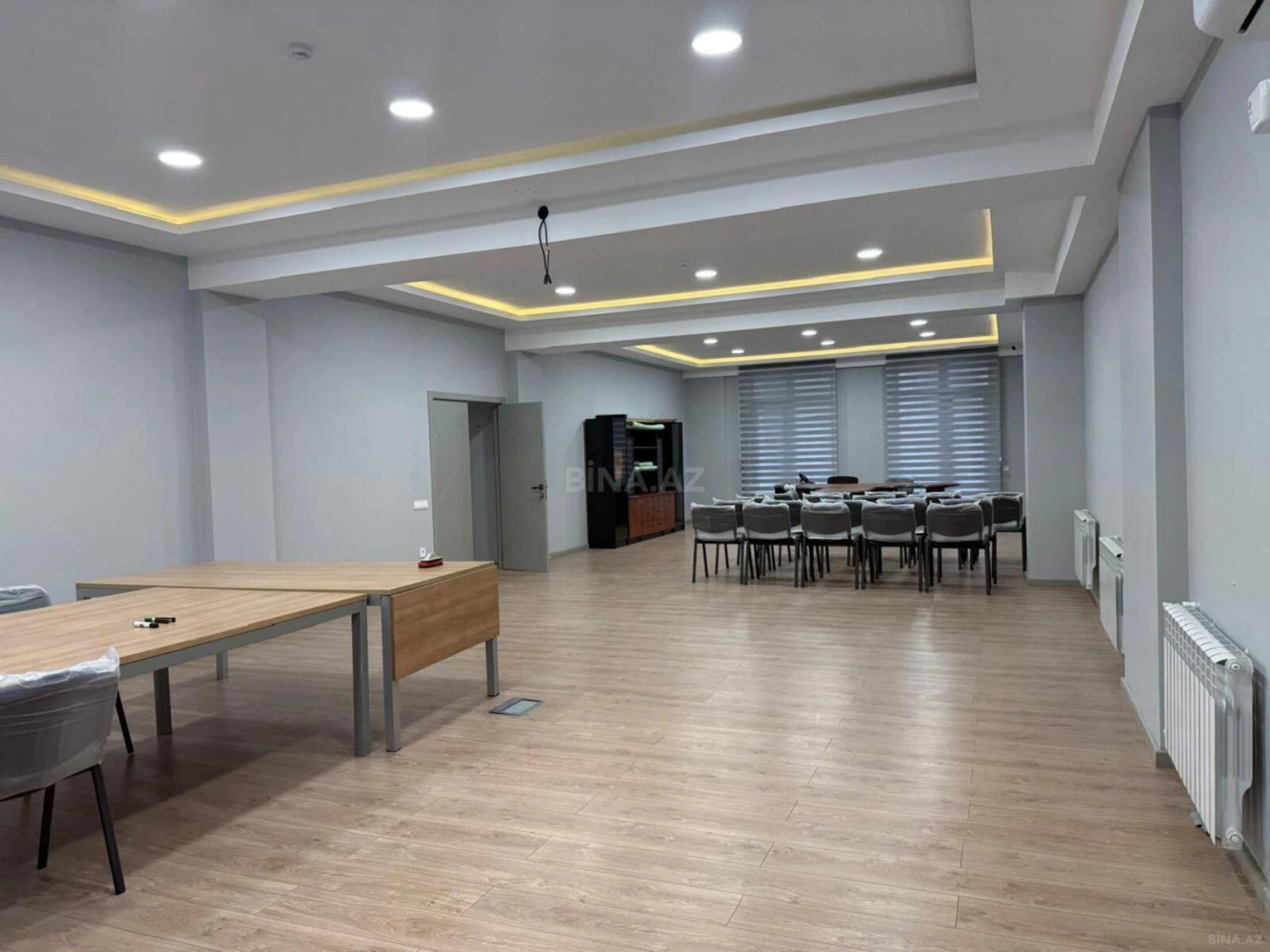 Kirayə verilir 15 otaqlı ofis 1100 m²