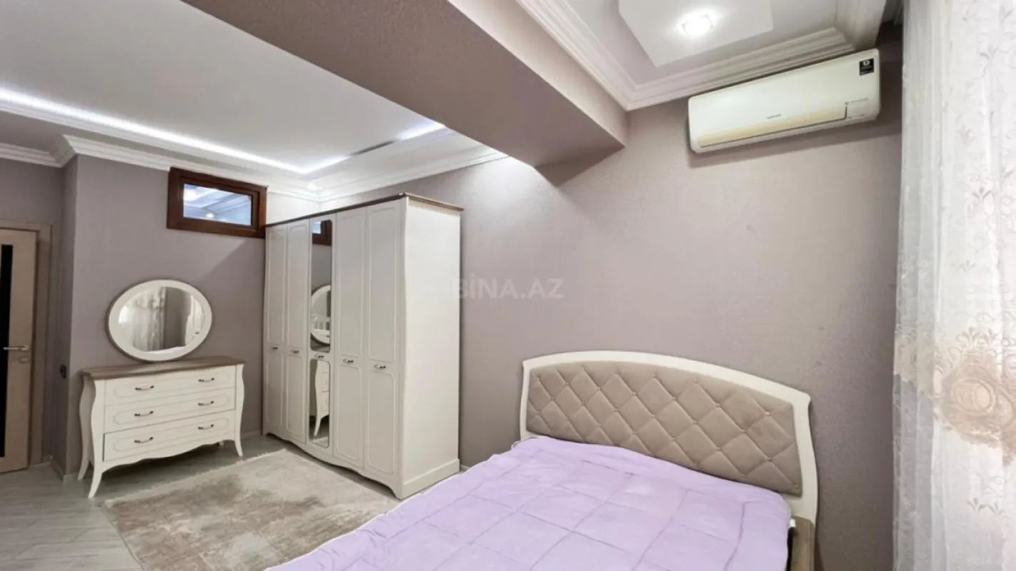 Satılır 3 otaqlı mənzil 82 m²