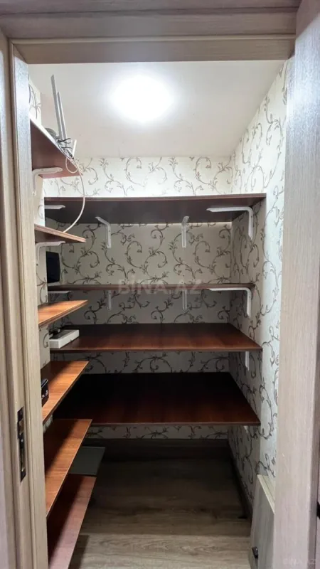 Satılır 3 otaqlı mənzil 82 m²