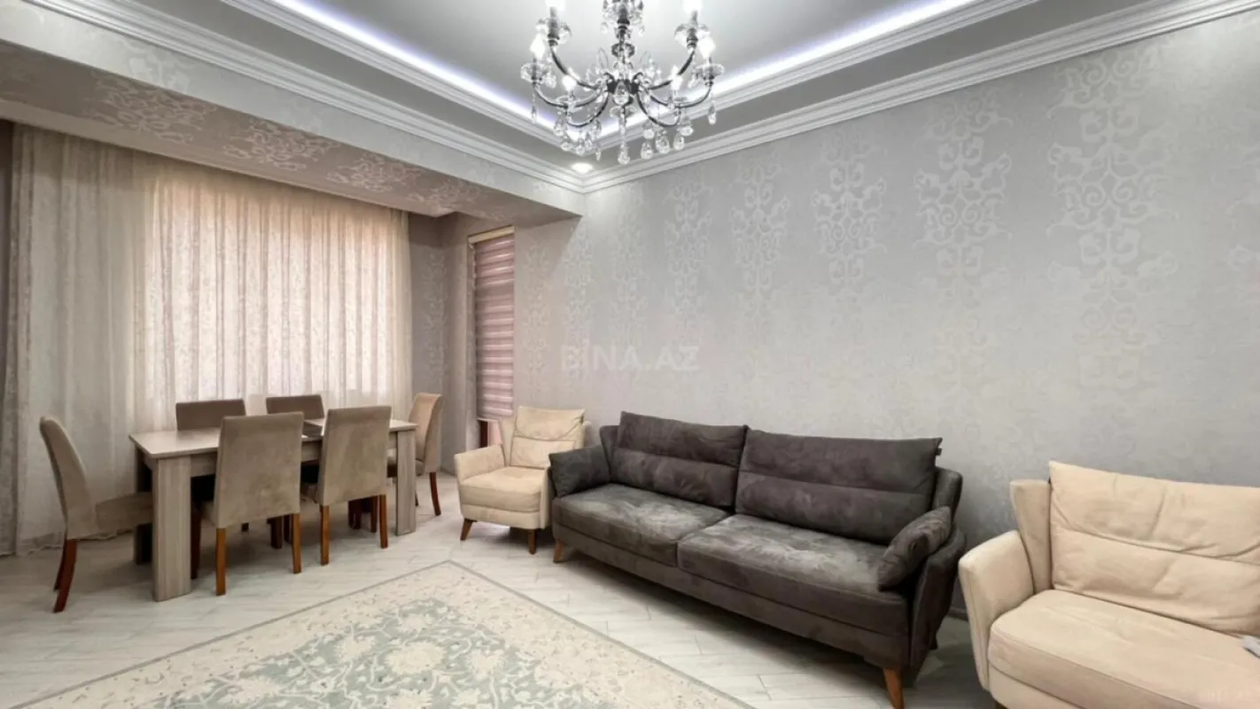 Satılır 3 otaqlı mənzil 82 m²